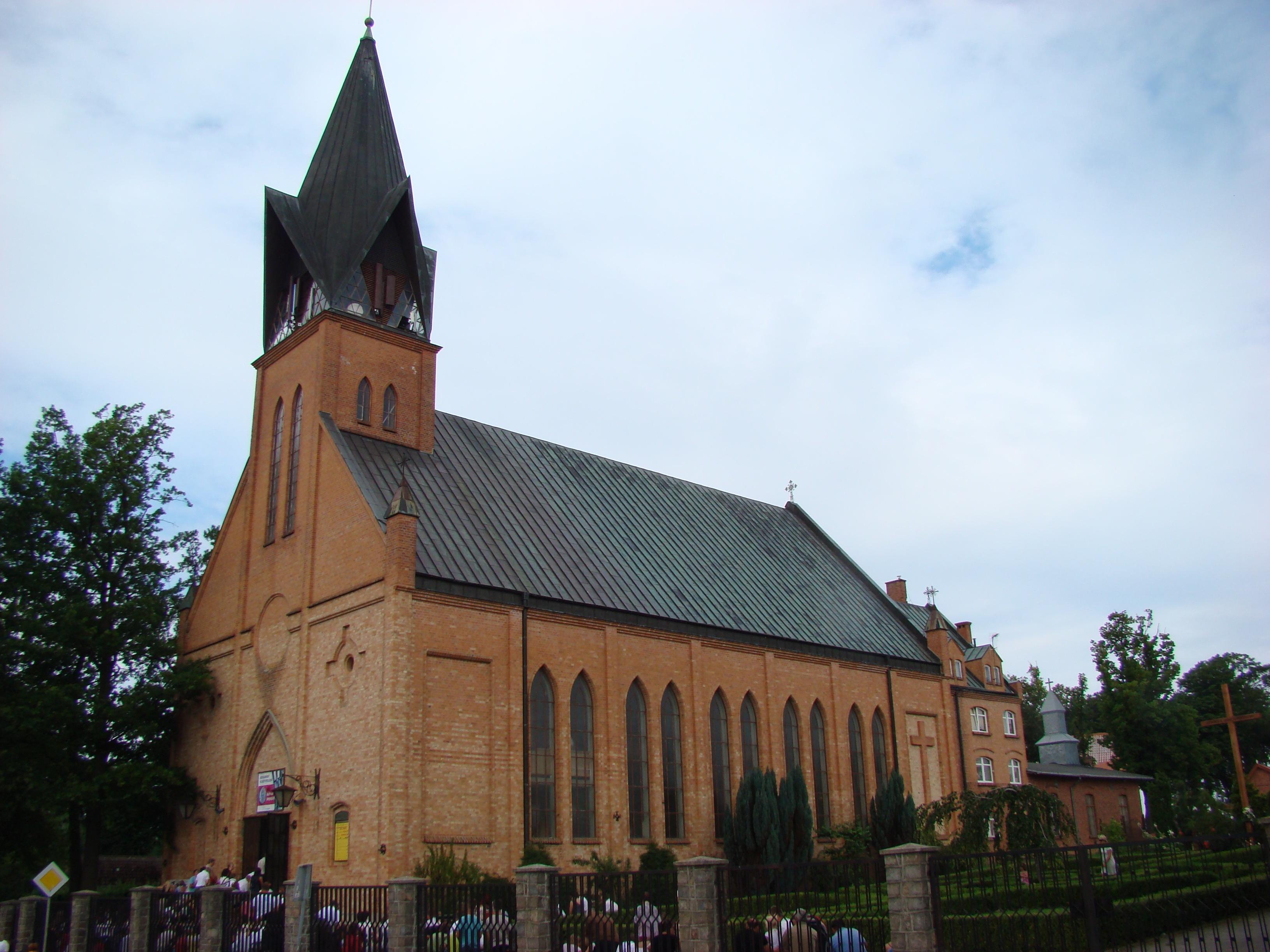 Kościół w Ustroniu Morskim